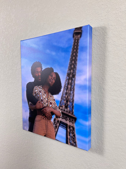 Couple in Paris Canvas